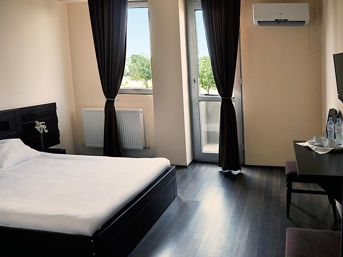 Grand Hotel تبليسي المظهر الخارجي الصورة